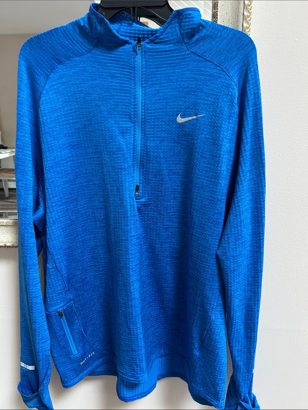 Nike Men’s Royal Blue Half-Zip Performance Pullover